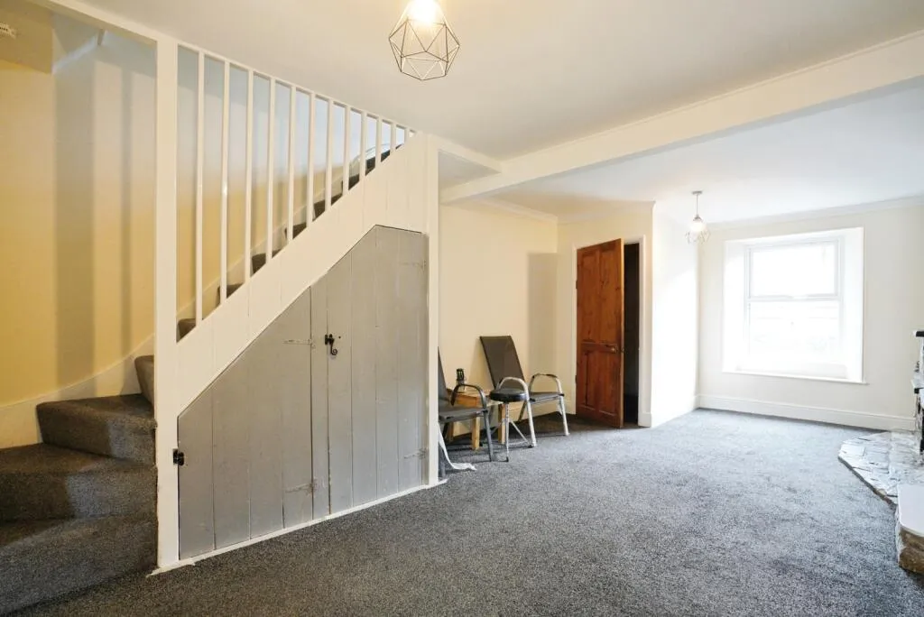 3 bed Terraced