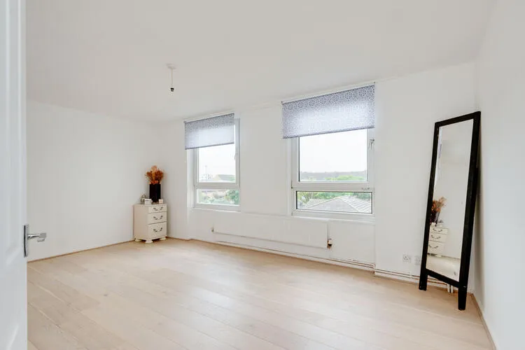 2 bedroom Flat in London