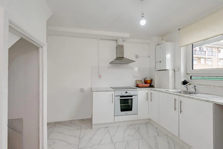 2 bedroom Flat in London
