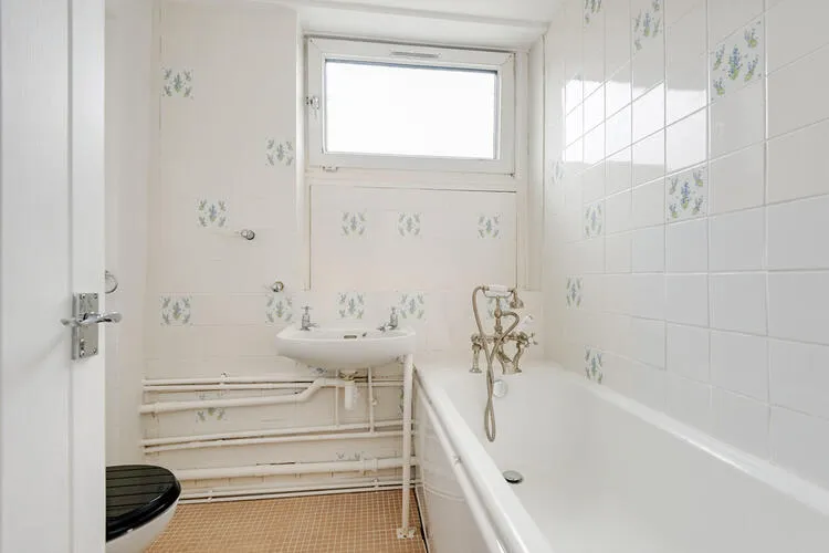 2 bedroom Flat in London