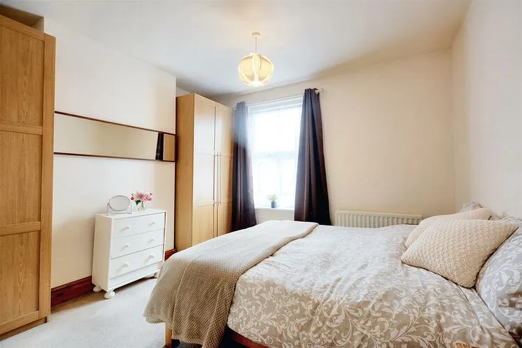 2 bedroom End of terrace house in Nottingham
