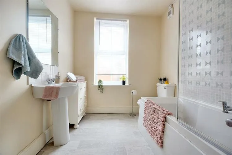 2 bedroom End of terrace house in Nottingham