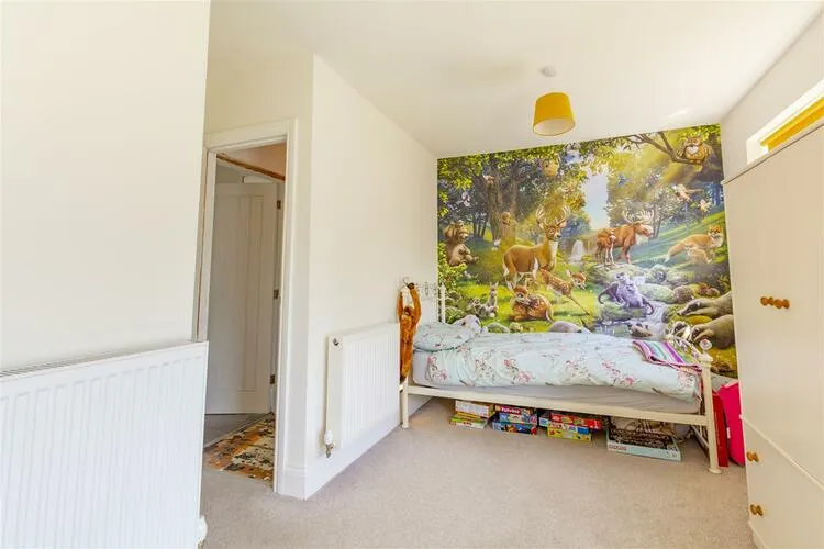 3 bedroom Semi-detached house in Nottingham