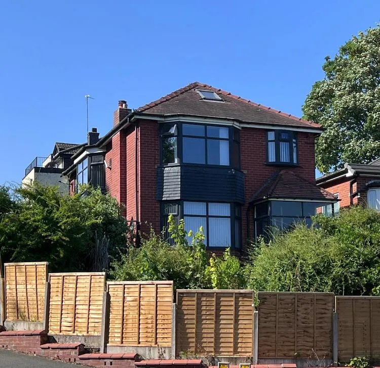 4 bedroom Detached house in Manchester