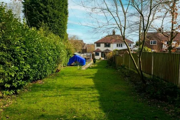 3 bedroom Semi-detached house in Stoke-On-Trent