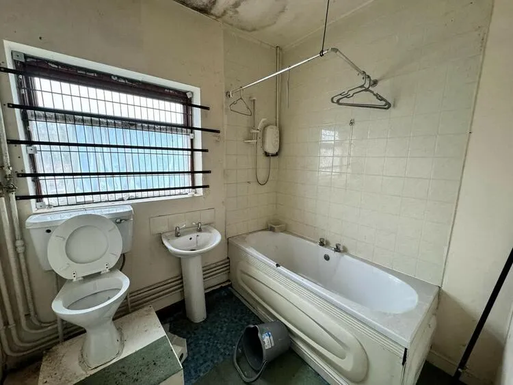 Commercial Property in Stoke-On-Trent