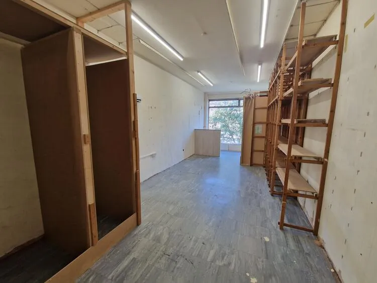 Retail Property (High Street) in Belper