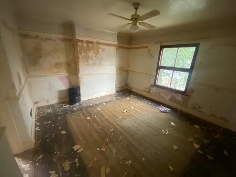 4 bedroom Detached house in Alfreton