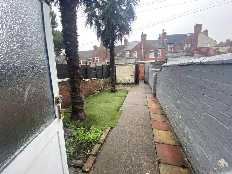 2 bedroom Terraced House in Doncaster