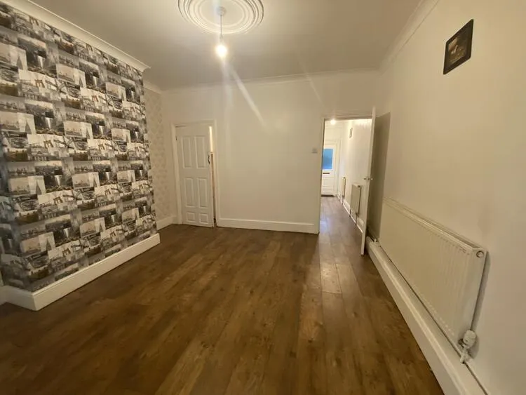 2 bedroom Terraced House in Doncaster