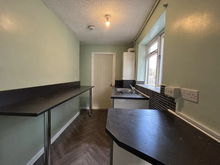 2 bedroom Terraced House in Stoke-On-Trent
