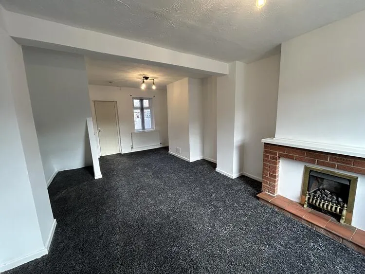2 bedroom Terraced House in Stoke-On-Trent