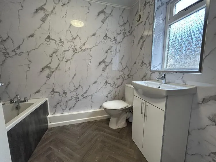 2 bedroom Terraced House in Stoke-On-Trent