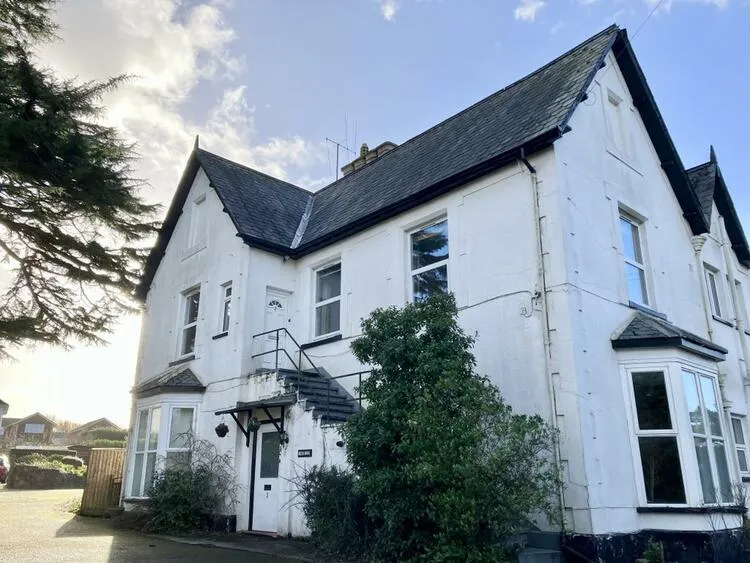 3 bedroom Maisonette in Honiton