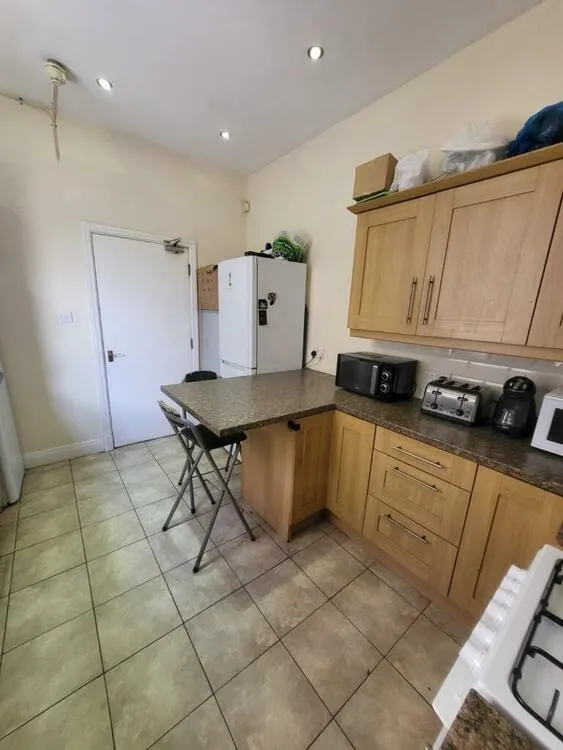 5 bedroom House of Multiple Occupation in Liverpool