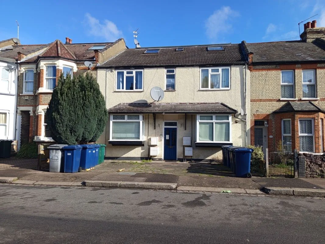 43 Crescent Road, Barnet, Hertfordshire, EN4 9RD