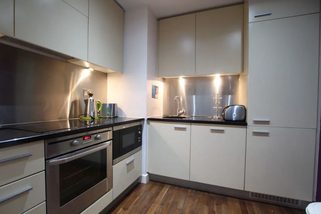 Apartment 18 1 William Jessop Way, Liverpool, Merseyside, L3 1DJ
