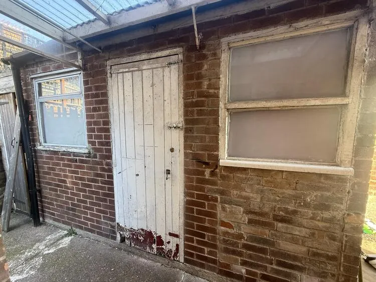 3 bedroom Semi-detached house in Nottingham