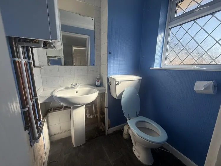 3 bedroom Semi-detached house in Nottingham