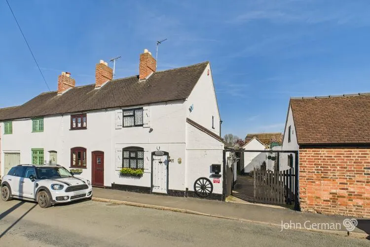 2 bedroom End of terrace house in Burton-On-Trent