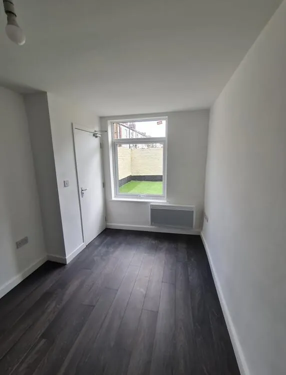 8 bedroom Block of Apartments in Wallasey