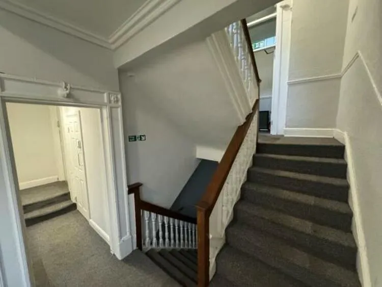 8 bedroom End of terrace house in Derby