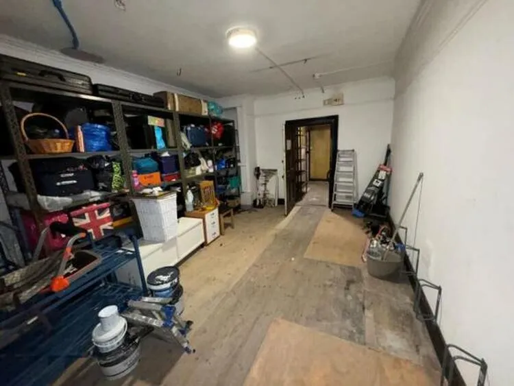 8 bedroom End of terrace house in Derby