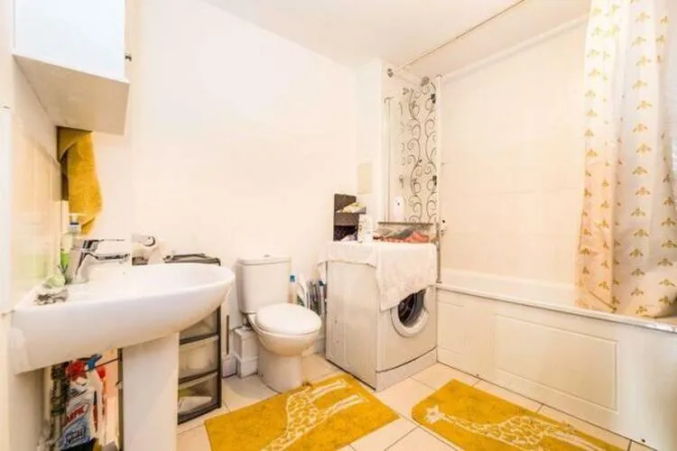 2 bedroom Flat in Romford