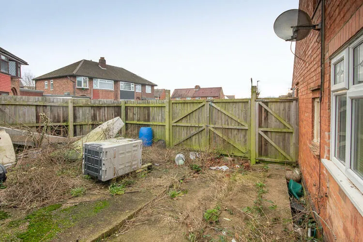 2 bedroom Semi-detached house in Derby