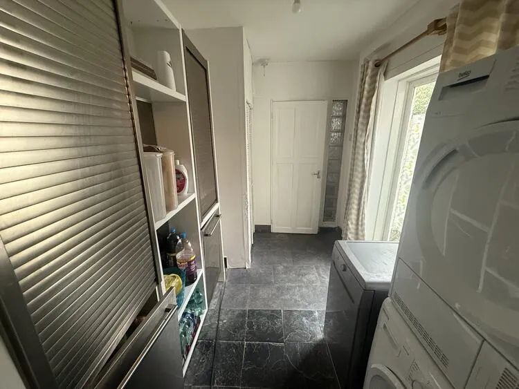 3 bedroom Semi-detached house in Nottingham