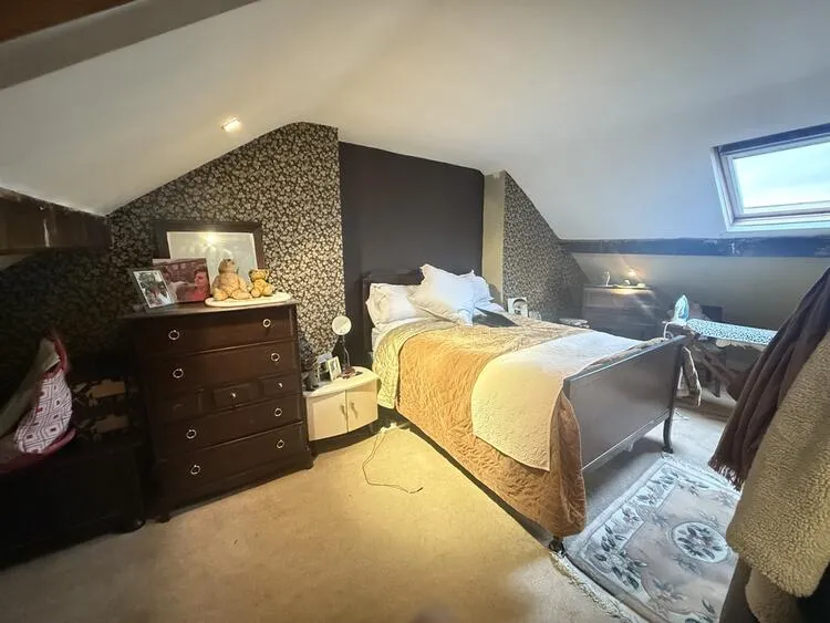 3 bedroom Semi-detached house in Nottingham