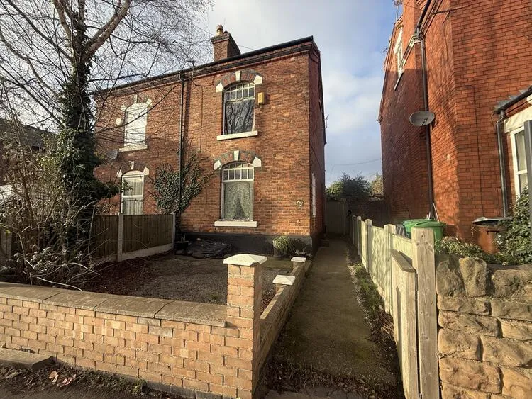 3 bedroom Semi-detached house in Nottingham