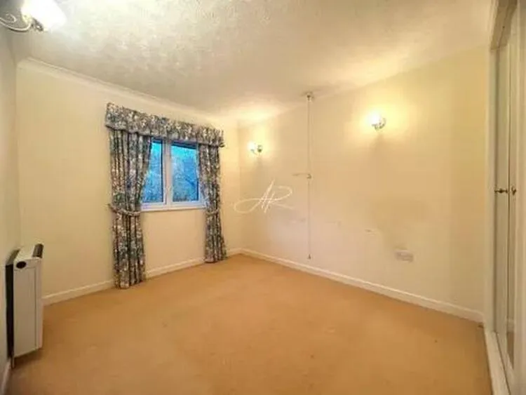 1 bedroom Retirement property in Wolverhampton