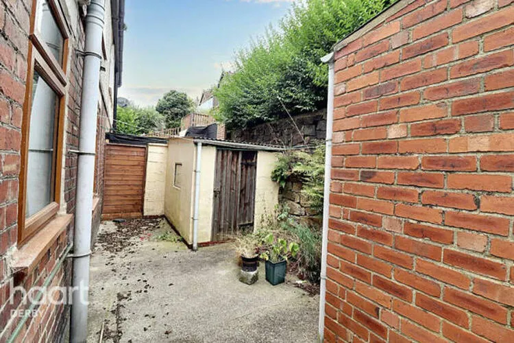 2 bedroom Semi-detached house in Belper