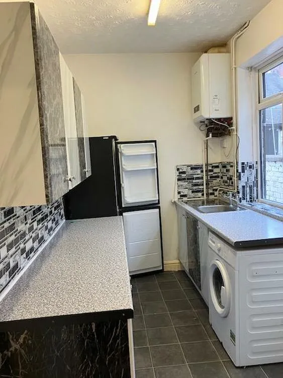 2 bedroom Terraced House in Stoke-On-Trent