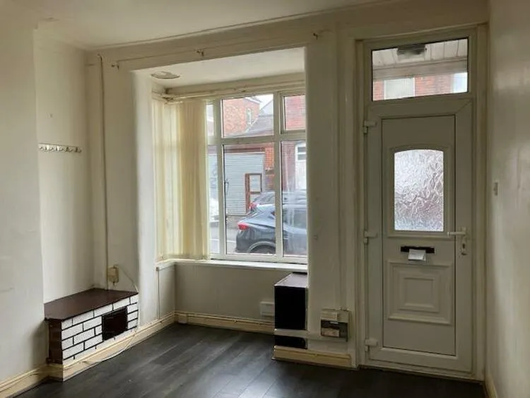 2 bedroom Terraced House in Stoke-On-Trent