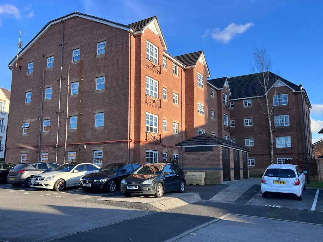 Flat 12 The Oaks, Manchester, Lancashire, M9 7FJ