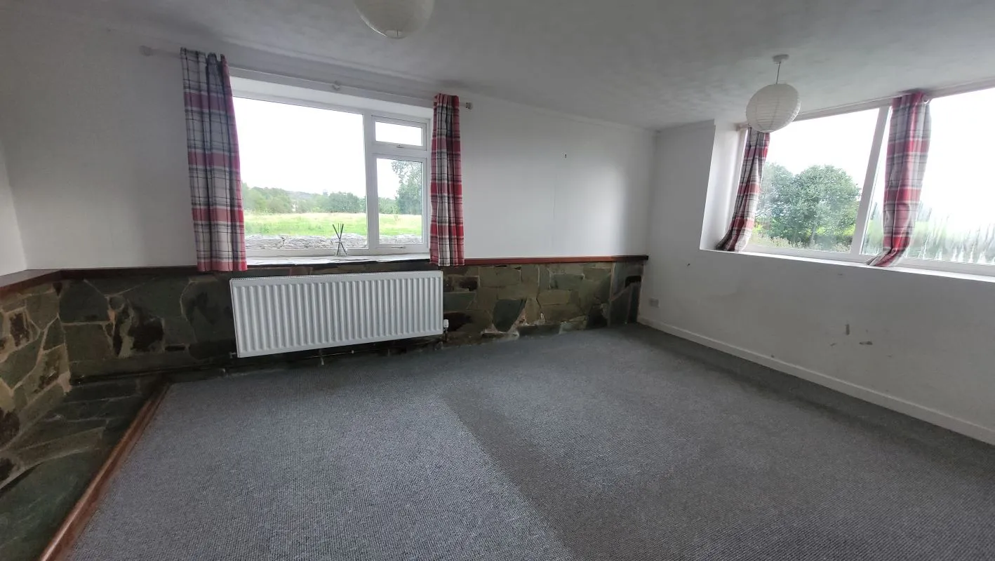 Ffrith Farmhouse Brynford, Holywell, Clwyd, CH8 8LP