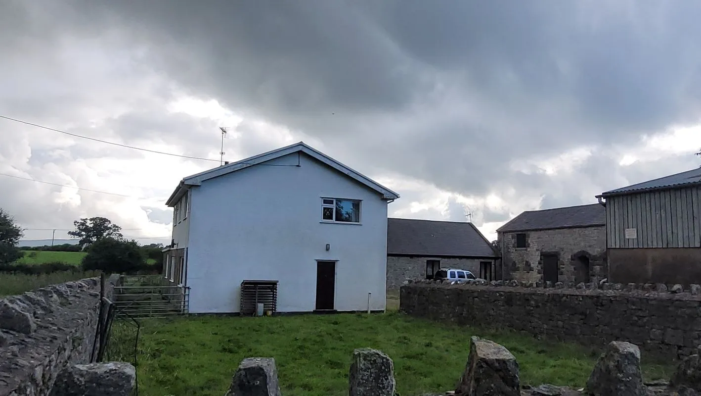 Ffrith Farmhouse Brynford, Holywell, Clwyd, CH8 8LP