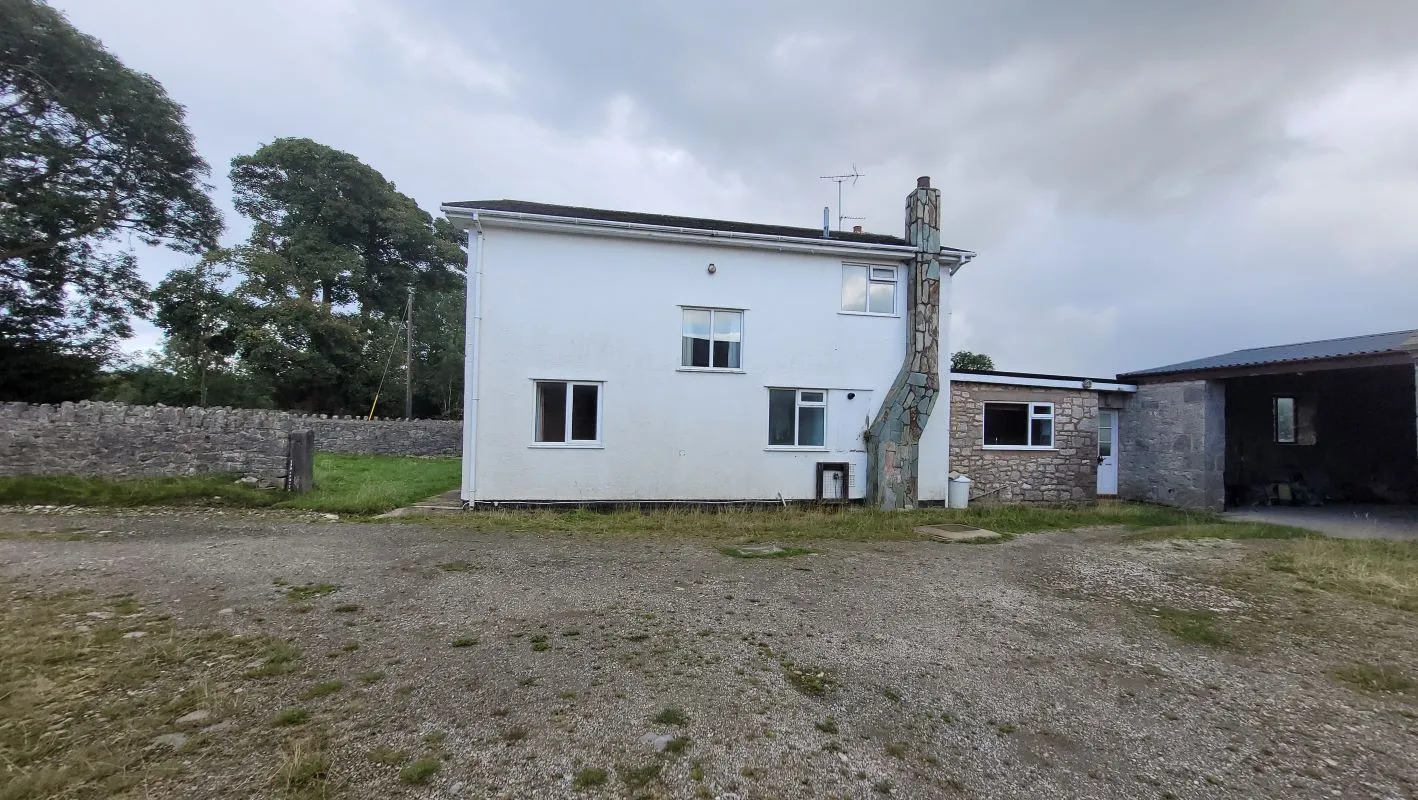 Ffrith Farmhouse Brynford, Holywell, Clwyd, CH8 8LP