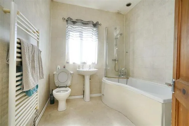2 bedroom Terraced House in Coalville