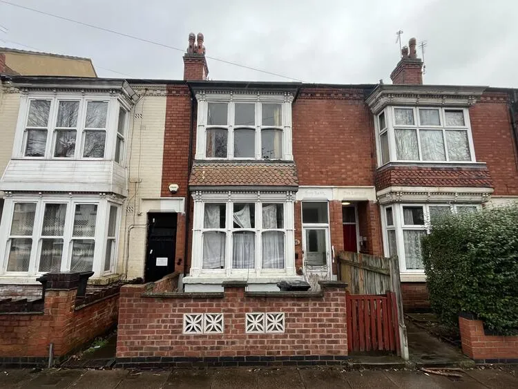 3 bedroom Terraced House in Leicester