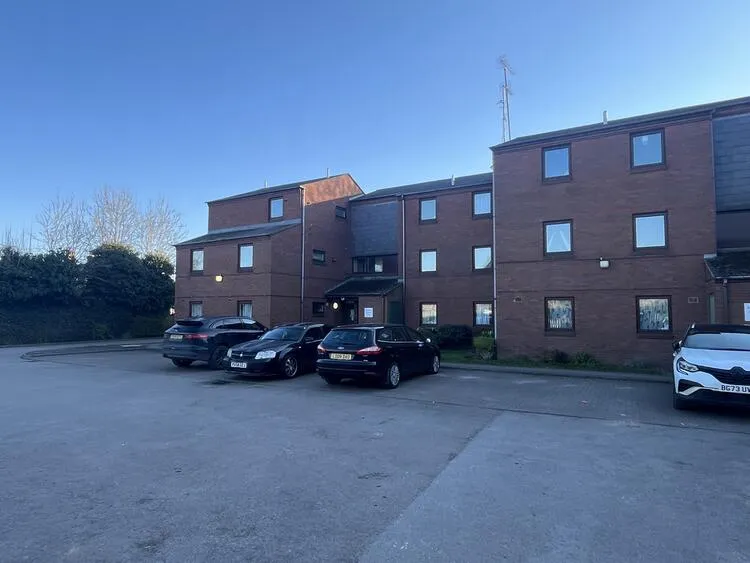2 bedroom Flat in Burton-On-Trent