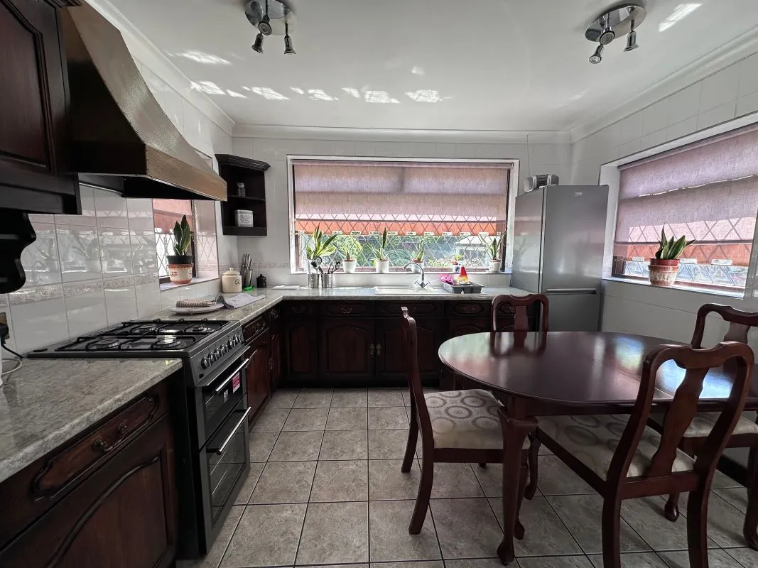 49 Handsworth Crescent, Sheffield, South Yorkshire, S9 4BN