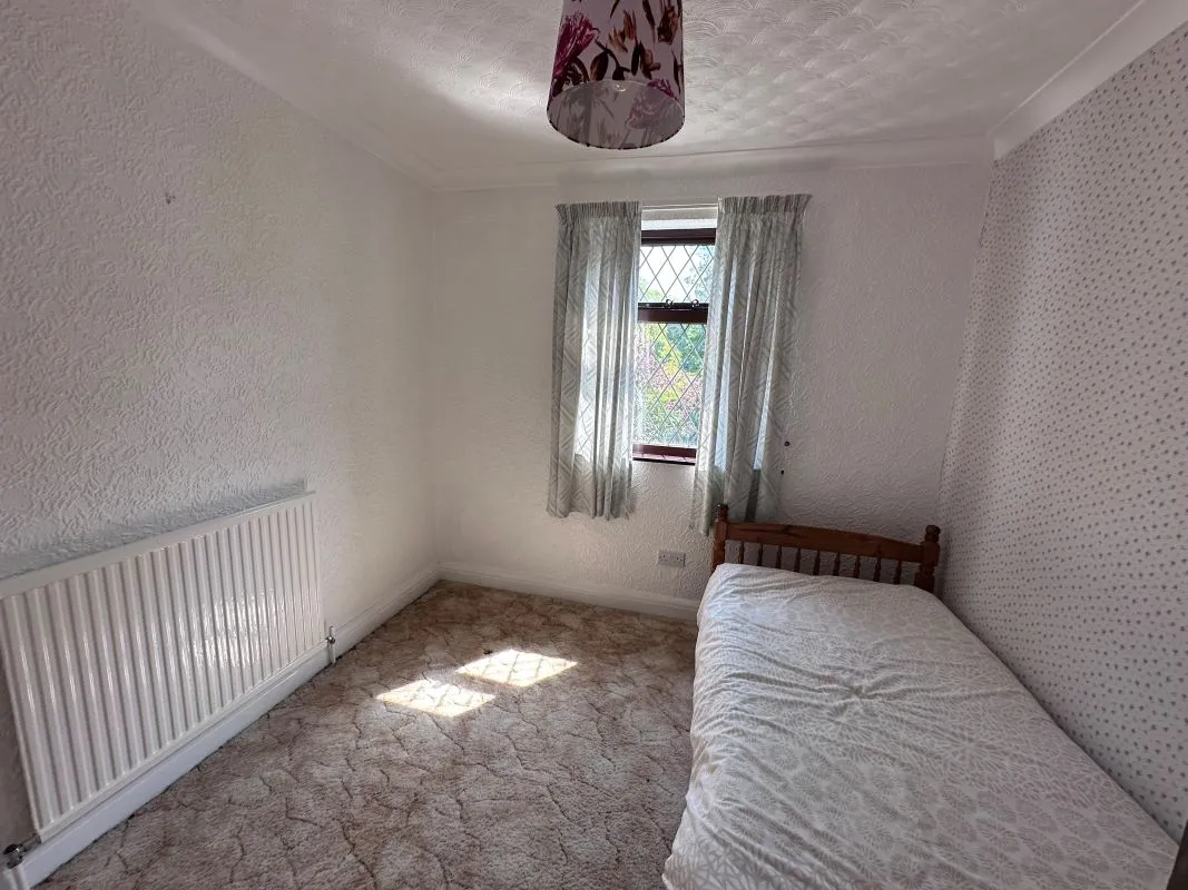49 Handsworth Crescent, Sheffield, South Yorkshire, S9 4BN