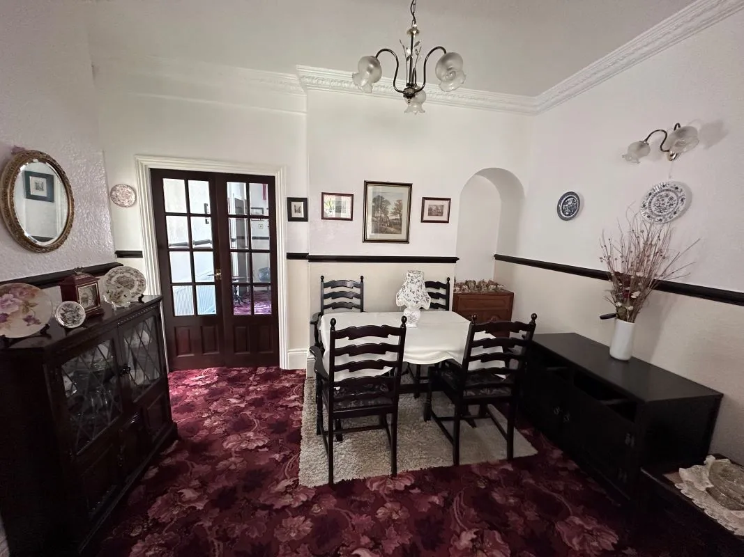 49 Handsworth Crescent, Sheffield, South Yorkshire, S9 4BN