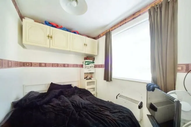 65 Chaffinch Close, Edmonton, N9 8UG