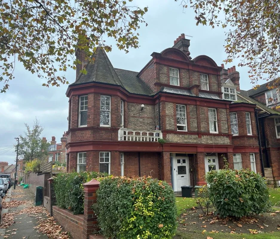 54 Mount Nod Road, London, SW16 2LL