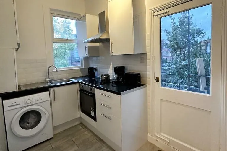 54 Mount Nod Road, London, SW16 2LL
