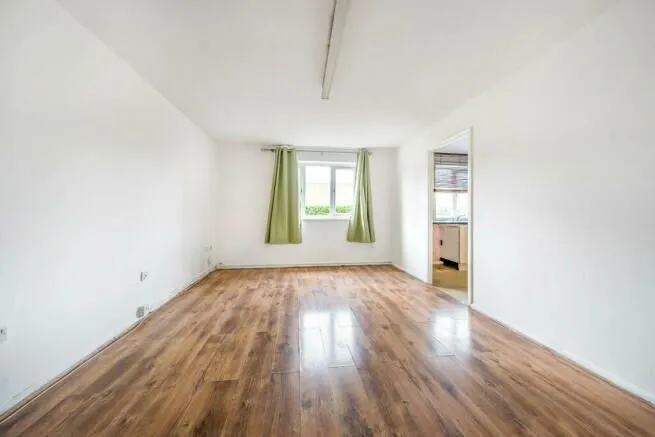 10 Liden Close, Walthamstow, London, E17 8HQ